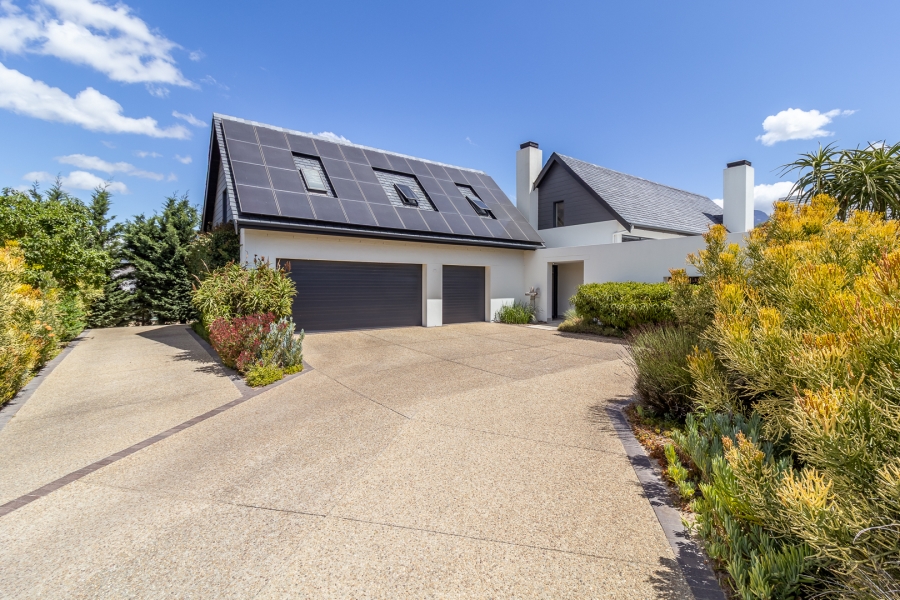 4 Bedroom Property for Sale in Pearl Valley at Val de Vie Western Cape